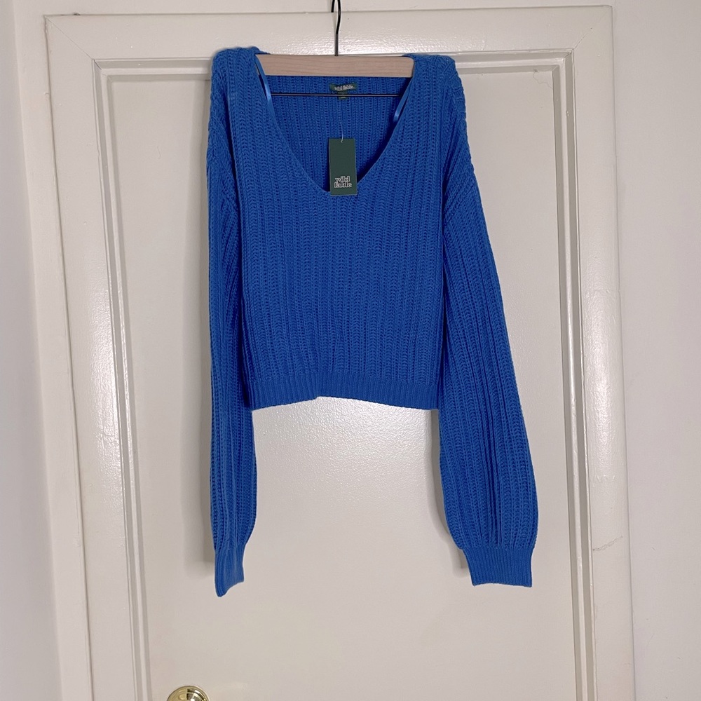 Crop top sweater